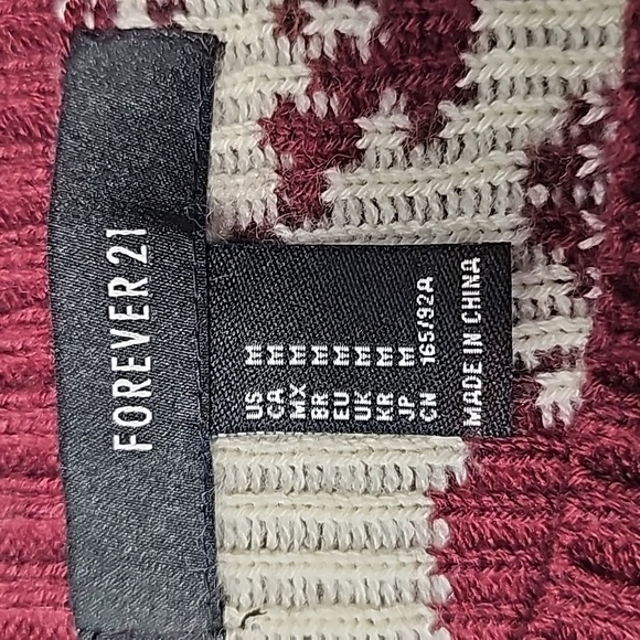 Forever 21 maroon and white medium Christmas themed sweater - Picture 5 of 5